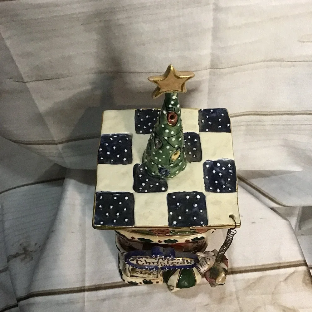 TWO-Candle Luminary and‎ Heather Goldminc - Picture 2 of 12